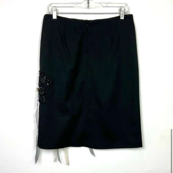 Ruth by Anthropologie skirt with ribbon appliqué flowers - size 4 - Picture 13 of 15